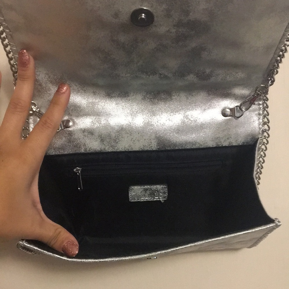 Purse - Picture 2 of 3